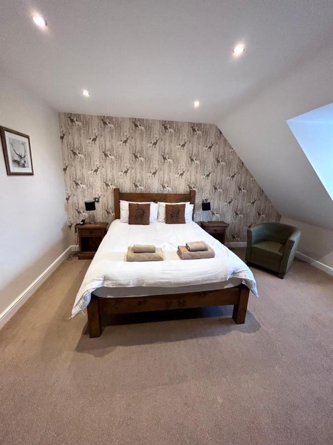The White Hart Inn อัลเฟรตัน ภายนอก รูปภาพ