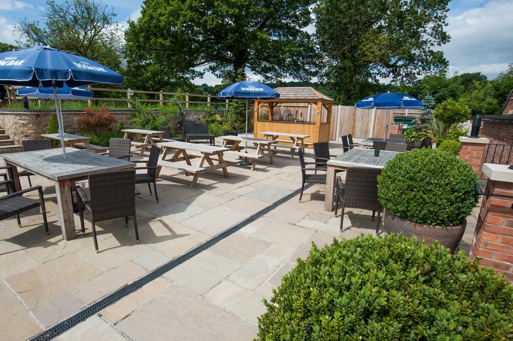 The White Hart Inn อัลเฟรตัน ภายนอก รูปภาพ