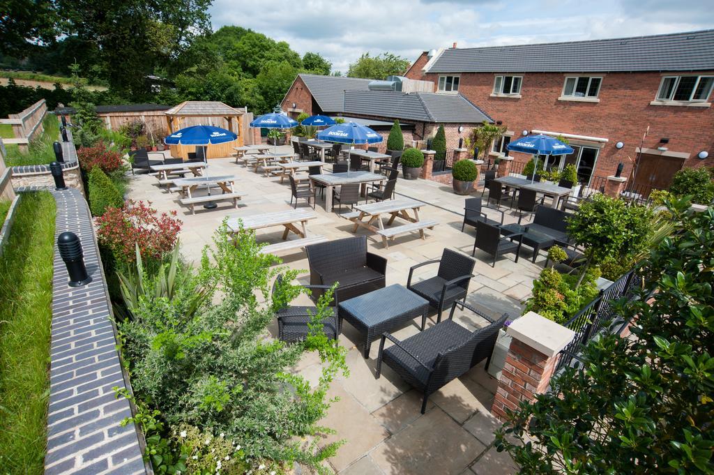 The White Hart Inn อัลเฟรตัน ภายนอก รูปภาพ
