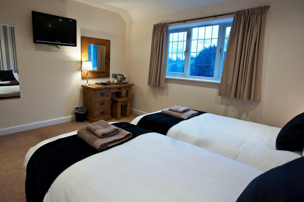 The White Hart Inn อัลเฟรตัน ห้อง รูปภาพ