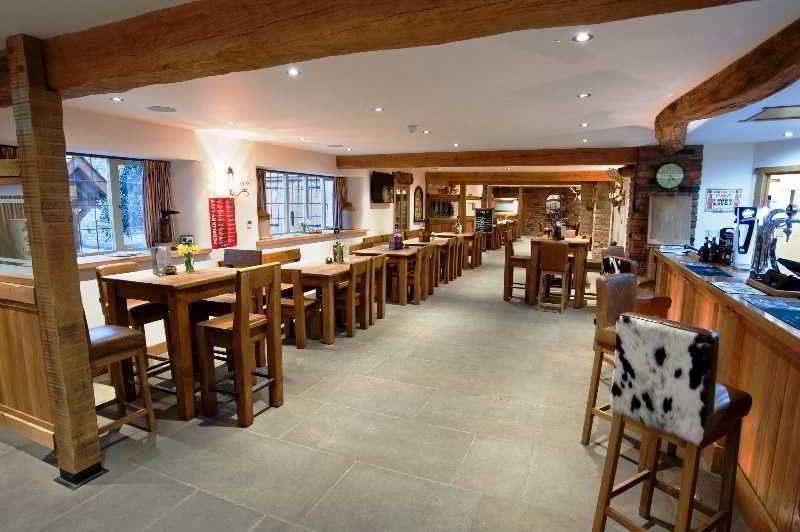 The White Hart Inn อัลเฟรตัน ภายนอก รูปภาพ