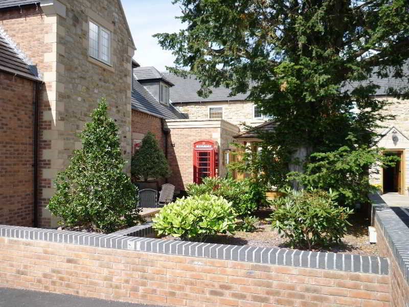 The White Hart Inn อัลเฟรตัน ภายนอก รูปภาพ