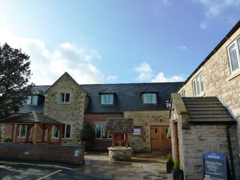 The White Hart Inn อัลเฟรตัน ภายนอก รูปภาพ