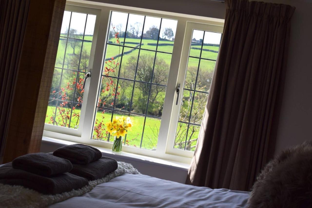 The White Hart Inn อัลเฟรตัน ภายนอก รูปภาพ
